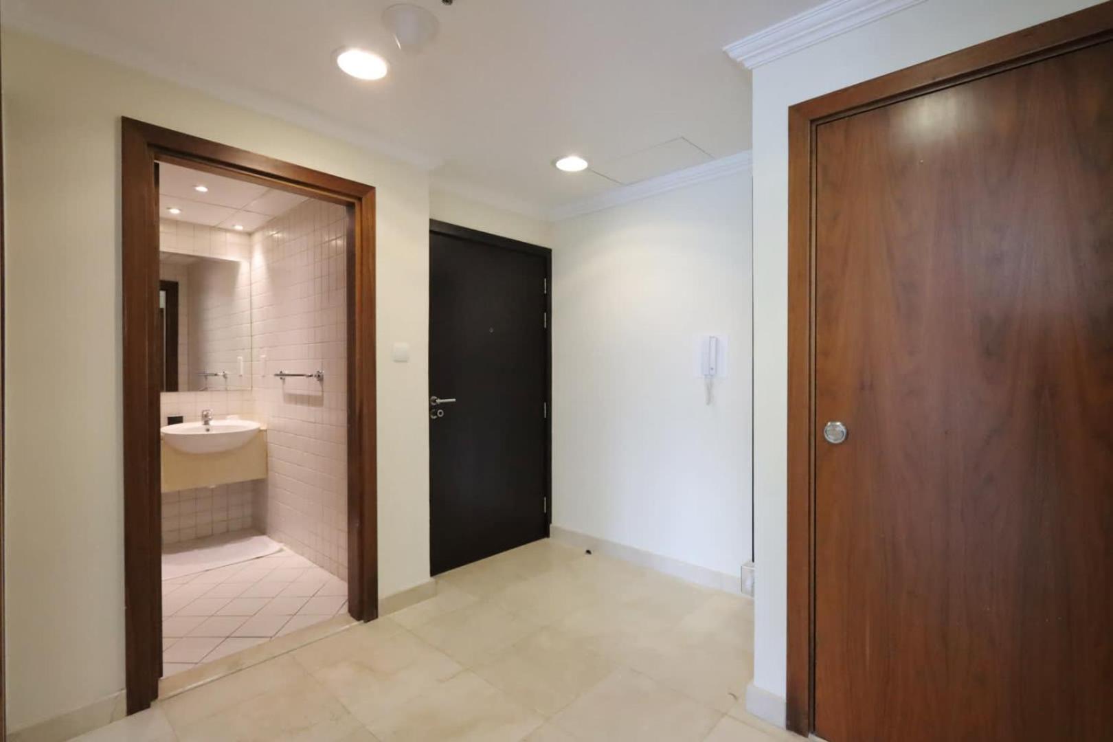Livbnb-stylish 1br With Marina Views Close To The Apartment