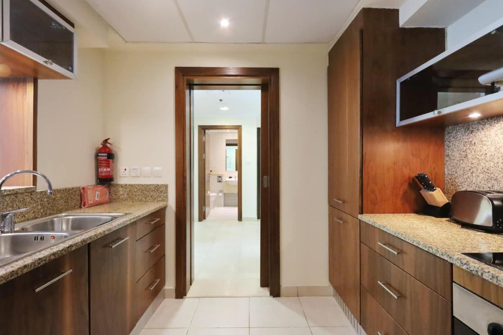 Livbnb-stylish 1br With Marina Views Close To The Apartment
